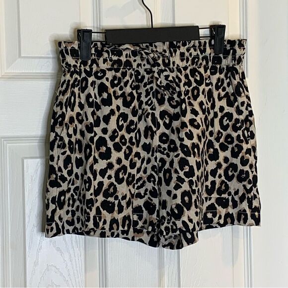 Sanctuary Leopard Print Shorts Size XS - Picture 3 of 10